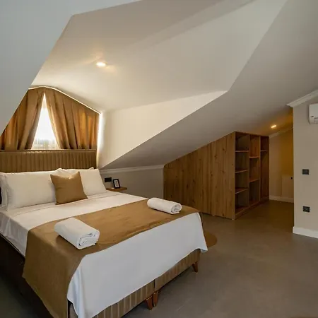 Shape Of My Heart Villa